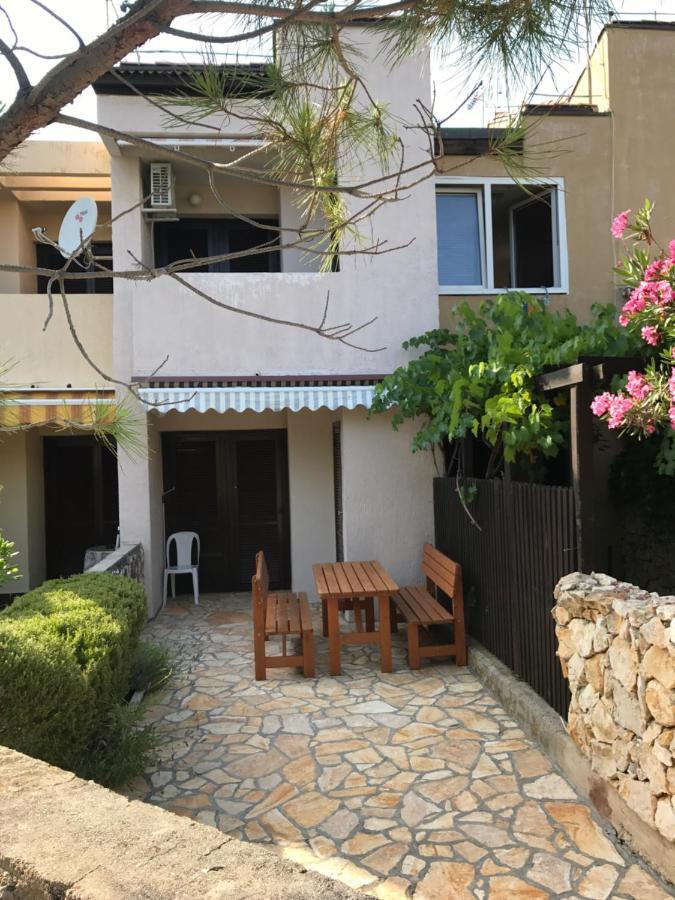 Jurisic Apartments โนวาลยา ภายนอก รูปภาพ
